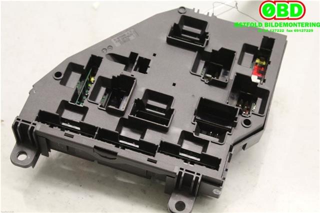 Sikringsboks til BMW 5-Serie 2010-2017 (F10/F11) (F10/F11) (BMW|61 14 9 264 923|)