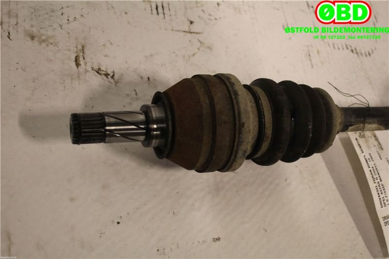 Drivaksel venstre foran til Opel Astra H 2004-2009  (OPEL|13136379|374545|)