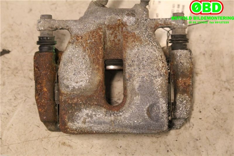 Bremsecaliper venstre foran til Mercedes Citan 2012-2021 (W415) (W415) (MERCEDES|A 415 420 10 83|)