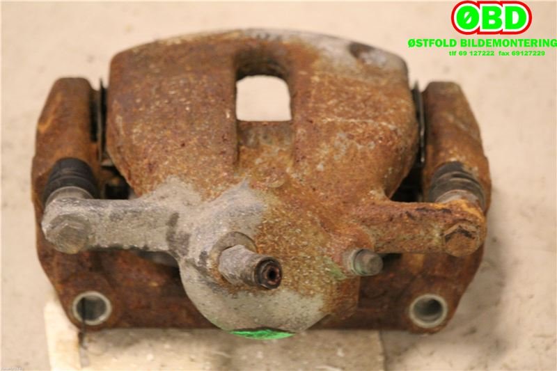 Bremsecaliper høyre foran til Mercedes Citan 2012-2021 (W415) (W415) (MERCEDES|A 415 420 11 83|)