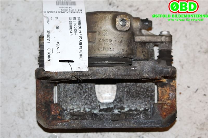 Bremsecaliper venstre foran til Mercedes E-Klasse 2013-2016 (Fase 2) (W212) (W212) (MERCEDES|A 204 421 23 81|)