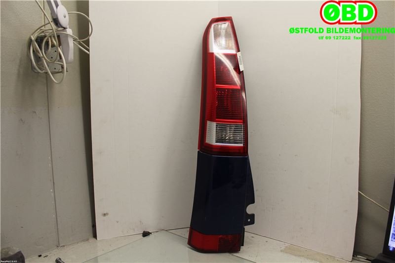 Baklykt venstre til Opel Meriva A 2003-2010 (OPEL|93184712|1222123|)