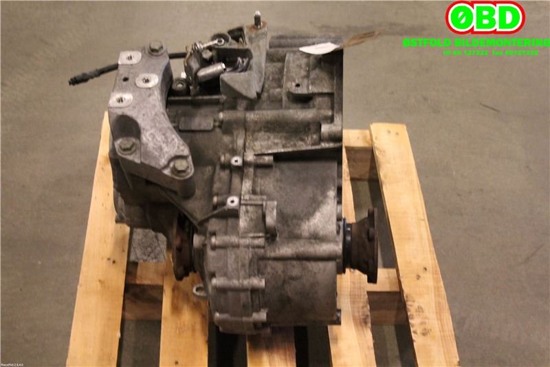 Girkasse manuell 6-trinn til VW Passat 2005-2010 (B6) (B6) (VOLKSWAGEN|02Q 300 041 Q|02Q 300 042 S|)