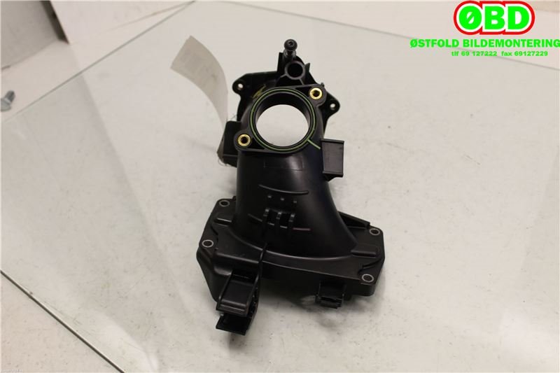 Diverse deler til Mercedes GLA 2014-2020 (X156) (X156) (MERCEDES|A 651 090 11 28|A 651 090 41 00|)