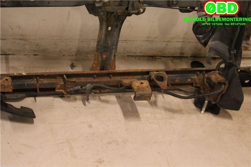 Frontplate til Nissan Navara 2005-2010 (Fase 1) (D40) (D40) (NISSAN|F2500EB3MA|)