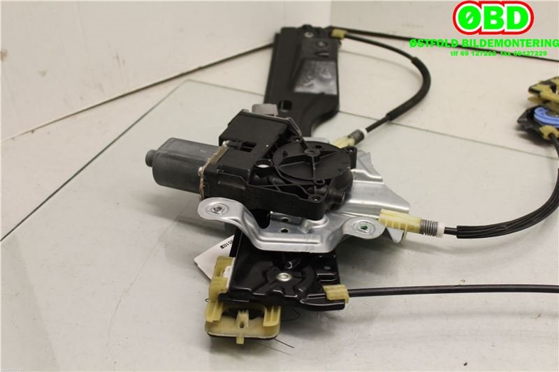 Ruteheis venstre foran til Opel Astra J 2010-2015  (OPEL|13313568|140321|)