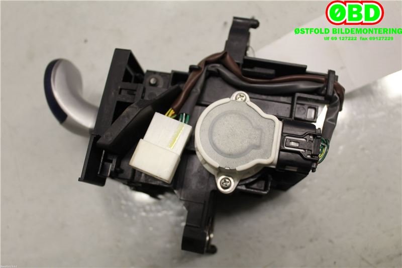 Girstang/girvelger automat til Toyota Prius 2009-2016 (Type III) (COMBI) (COMBI) (TOYOTA|3355047051B0|)