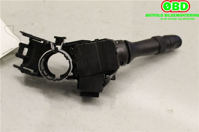 Bryter blink til Toyota Prius 2004-2009 (Type II) (COMBI) (COMBI) (TOYOTA|8414042100|8414042101|)
