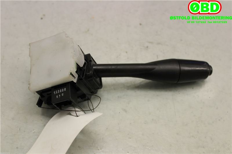 Bryter blink til Mitsubishi Outlander 2003-2006 (Type I)  (MITSUBISHI|8614A015|)