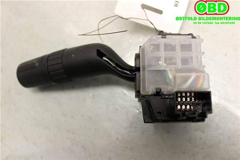 Bryter visker til Mazda 3 2009-2013 (Type II)  (MAZDA|BBT966128|)
