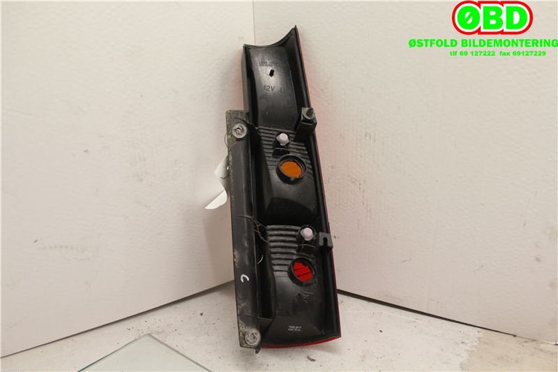 Baklykt venstre til Subaru Justy 2003-2007 (Type III) (SUBARU|)