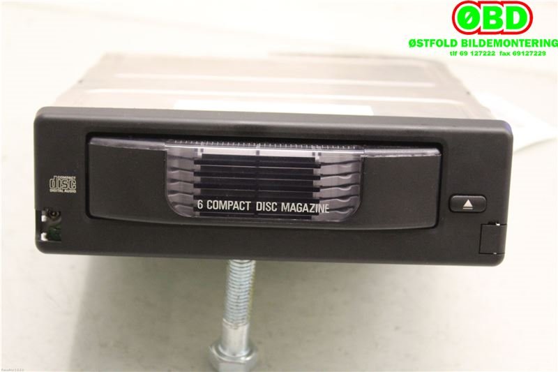 Bilstereo CD-veksler til BMW 5-Serie, 2003-2010 (E60/E61) (E60/E61) (BMW|65 12 9 133 077)