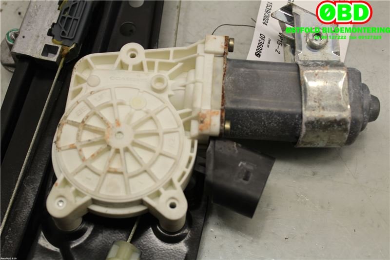 Ruteheis venstre bak til BMW 5-Serie 2003-2010 (E60/E61) (E60/E61) (BMW|51 35 7 184 745|)