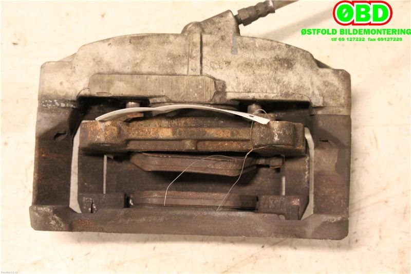 Bremsecaliper høyre foran til Volvo XC70 2008-2013 (Type II, Fase 1)  (VOLVO|36000150|)