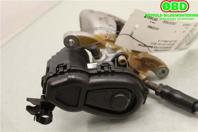 Bremsecaliper høyre bak til Mercedes GLA 2014-2020 (X156) (X156) (MERCEDES|A 000 423 24 81|)