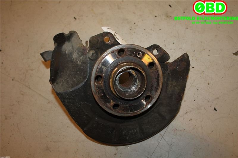 Hjulspindel høyre foran til Škoda Fabia 2010-2014 (Type II, Fase 2)  (SKODA|6Q0 407 256 S|6C0 407 256 A|)
