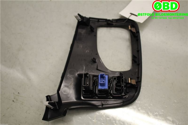 Bryter diverse til Mitsubishi Outlander 2012-2015 (Type III, Fase 1)  (MITSUBISHI|8602A050|)