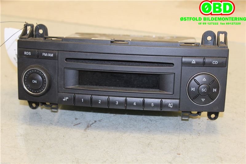 Bilstereo til Mercedes A-Klasse 2005-2012 (W169) (W169) (MERCEDES|A 169 820 07 86|A 169 820 08 86|1698200786)