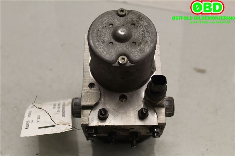 ABS sentral til Audi A4 2001-2004 (Type II) (B6) (B6) (AUDI|8E0 614 517 L|0265225048|8E0614517)