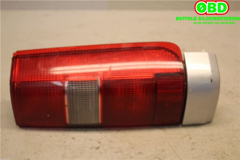 Baklykt venstre til Volvo V70 (S70/XC70) 1997-2000 (Type I) (VOLVO|3512424|)