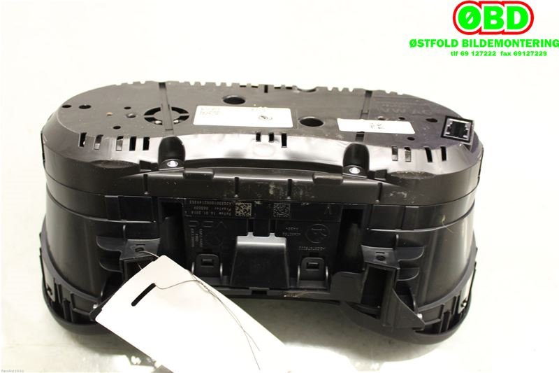 Instrumentpanel til Škoda Octavia 2013-2016 (Type III, Fase 1) (SKODA|5E0 920 871 D||5E0920871D)