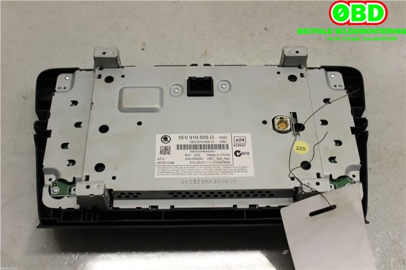 Instrument kjørecomputer til Škoda Octavia 2013-2016 (Type III, Fase 1)  (SKODA|5E0 919 605 D||5E0919605D)