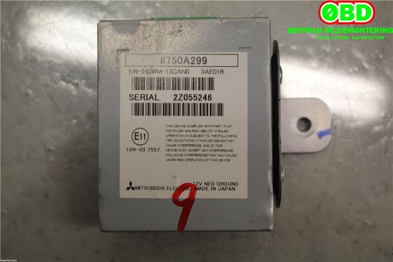 Antenne forsterker til Mitsubishi Outlander, 2012-2015 (Type III, Fase 1)  (MITSUBISHI|8750A299)