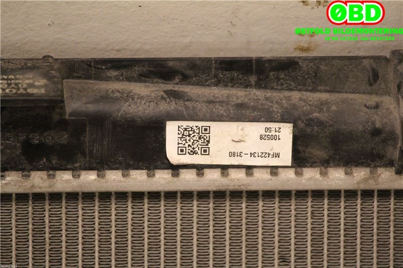 Radiator (automat gir) til Toyota Yaris 2009-2011 (Type II, Fase 2) (TOYOTA|164000Y010|)
