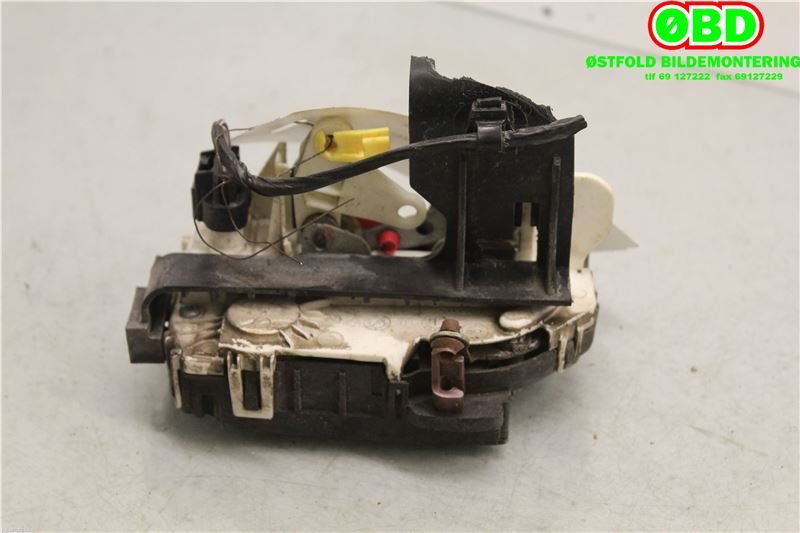 Låsekasse høyre foran til Dodge Caliber 2006-2010  (DODGE||4589416AE)