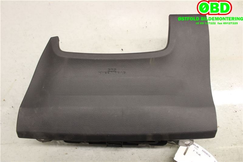 Airbag kne til Toyota Corolla, 2007-2013  (TOYOTA|7390002030B0)
