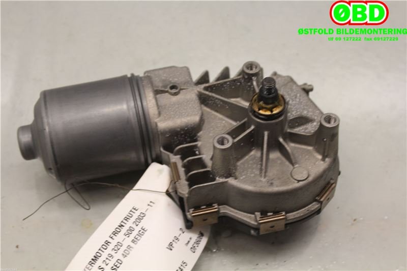 Viskermotor frontrute til Mercedes CLS, 2004-2010 (C219) (C219) (MERCEDES|)