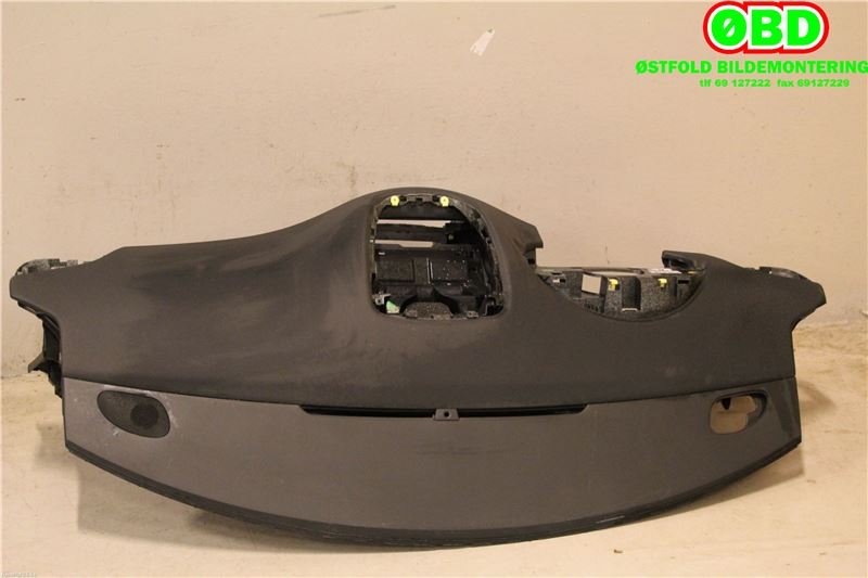 Dashbord til Peugeot 207, 2006-2012  (PEUGEOT|8211XS)