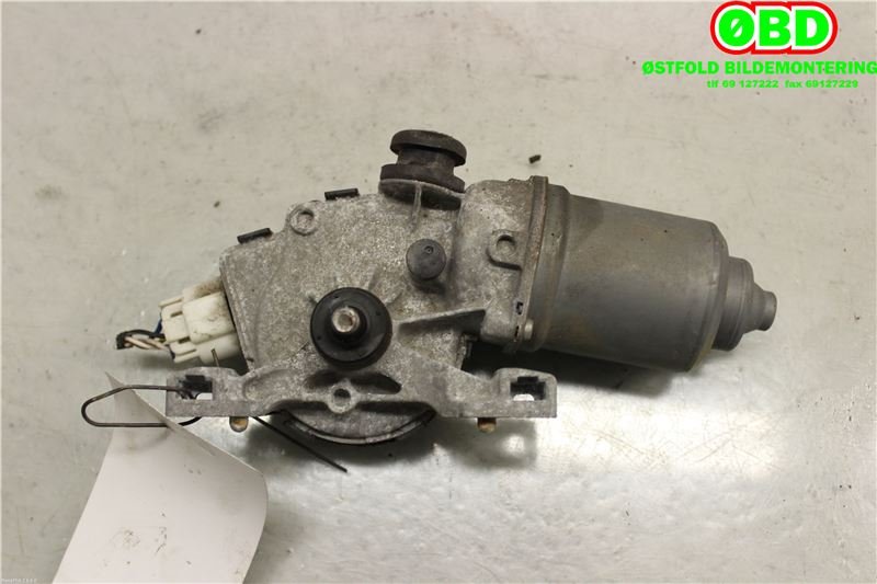 Viskermotor frontrute til Toyota Yaris 2012-2014 (Type III, Fase 1)  (TOYOTA|851100D190|1593004134)