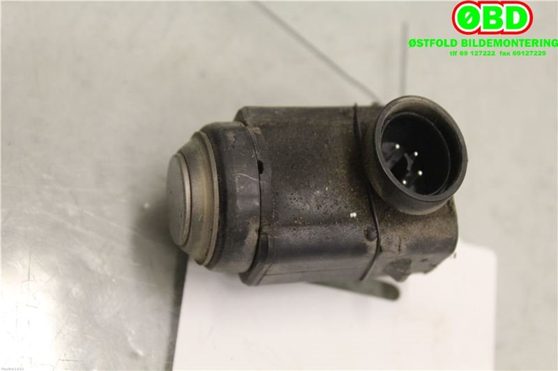 Parkeringssensor foran til Mercedes CLS 2004-2010 (C219) (C219) (MERCEDES|A 004 542 87 18|)