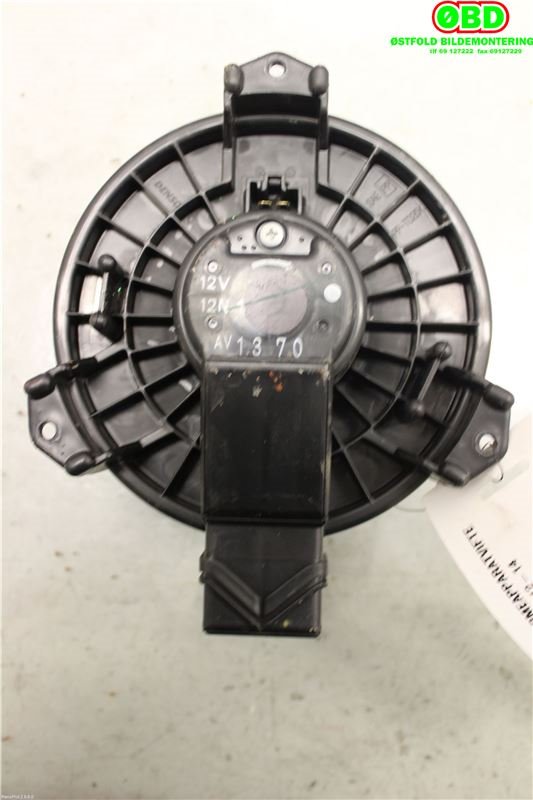 Varmeapparat motor til Toyota Yaris 2012-2014 (Type III, Fase 1)  (TOYOTA|871030D101|)