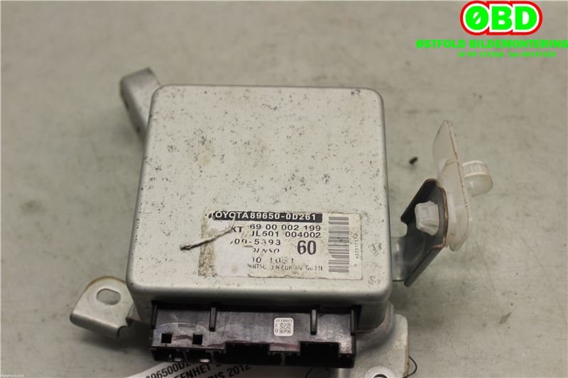 Styreenhet servo til Toyota Yaris 2012-2014 (Type III, Fase 1)  (TOYOTA|896500D261|)