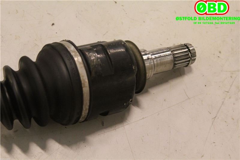 Drivaksel høyre foran til Toyota Avensis 2003-2008 (Type II)  (TOYOTA|4341005340|)