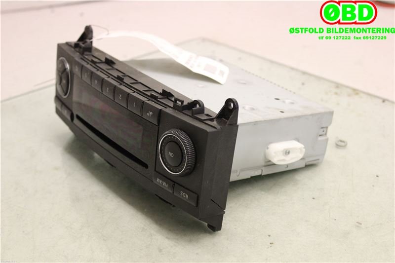 Bilstereo til Mercedes A-Klasse 2005-2012 (W169) (W169) (MERCEDES|A 169 820 00 86|A 169 820 04 86|1698200086)