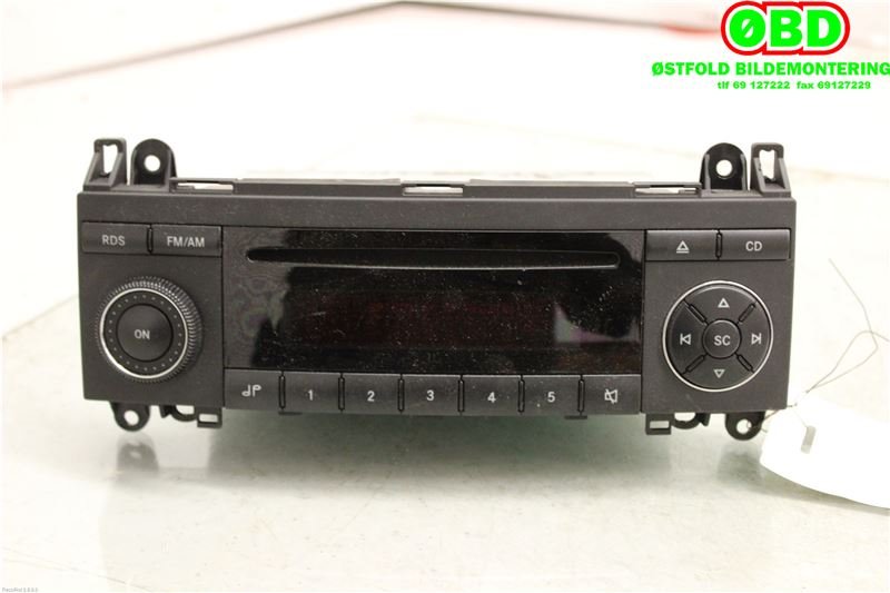 Bilstereo til Mercedes A-Klasse 2005-2012 (W169) (W169) (MERCEDES|A 169 820 00 86|A 169 820 04 86|1698200086)