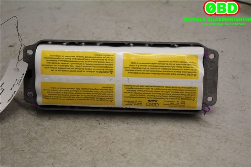 Airbag passasjer til Audi A3 2003-2008 (Type II, Fase 1) (AUDI|8P4880202||8P0880202)
