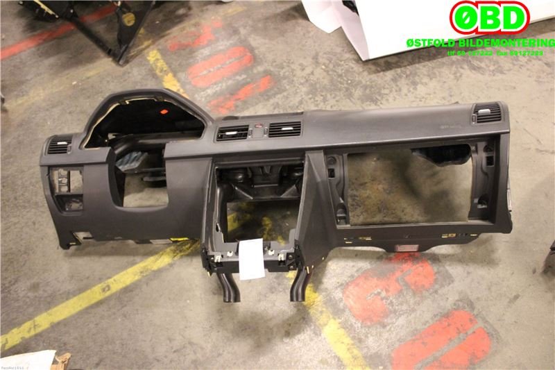 Dashbord til Volvo XC90, 2002-2006 (Type I, Fase 1)  (VOLVO|)