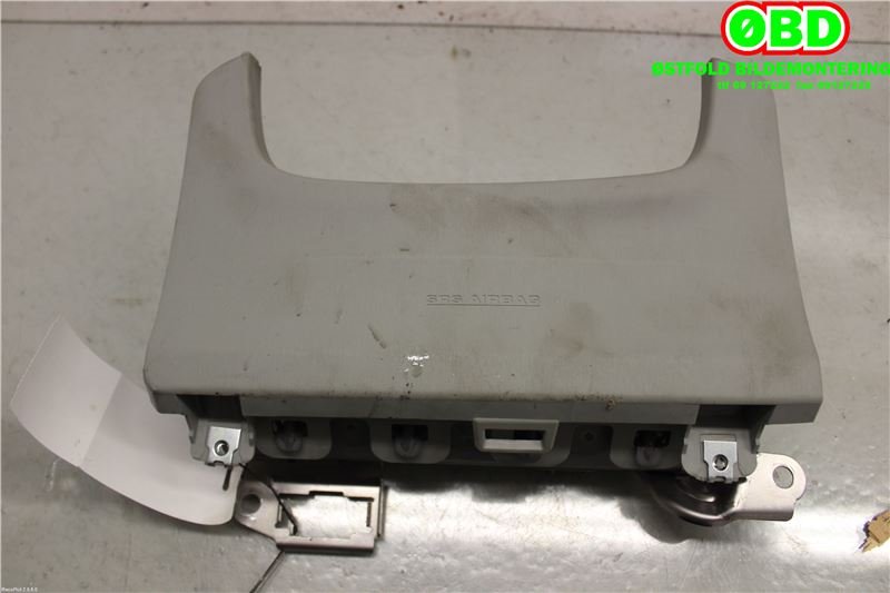 Airbag kne til Toyota Prius 2009-2016 (Type III) (COMBI) (COMBI) (TOYOTA|7390047020G0|)