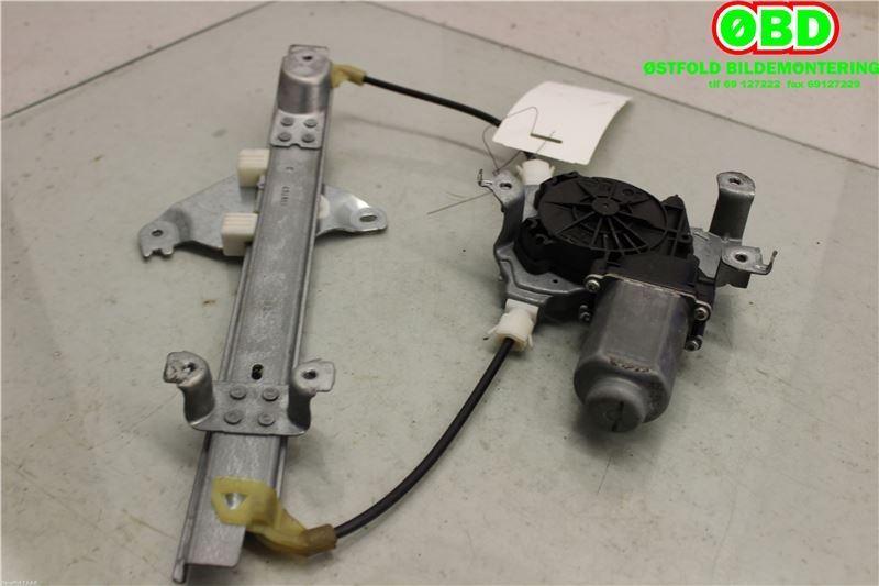Ruteheis høyre bak til Nissan Qashqai 2007-2010 (Type I, Fase 1) (NISSAN|82700JD400|)