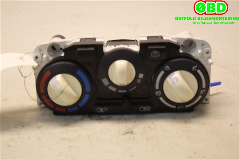 Varmeapparat betjening til Nissan Micra 2003-2010 (K12) (K12) (NISSAN|27515AX721|)