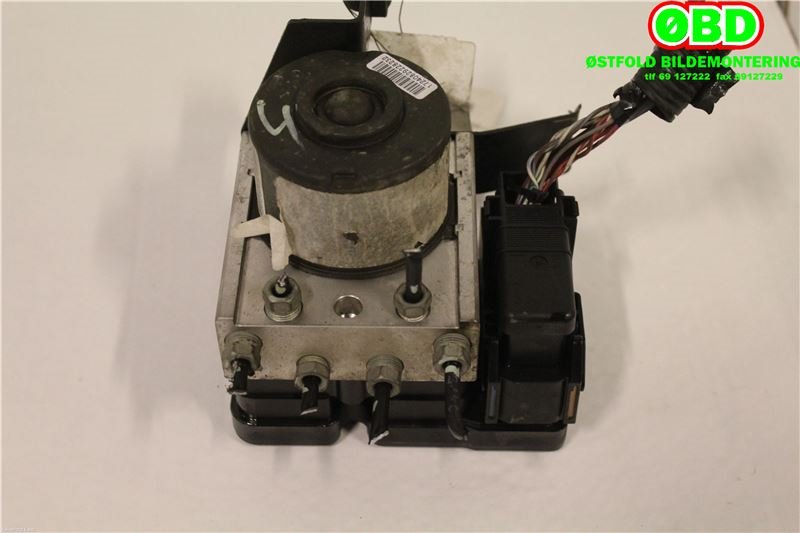 ABS sentral til Ford C-Max 2003-2007 (Type I, Fase 1)  (fORD|1321700|3M512M110AD|)