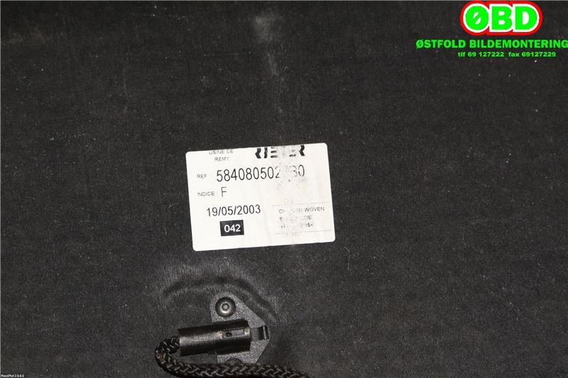 Hattehylle til Toyota Avensis 2003-2008 (Type II)  (5840805020B0|)