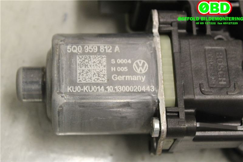 Ruteheis høyre bak til Škoda Octavia 2013-2016 (Type III, Fase 1)  (SKODA|5E0 839 462||5E0839462)