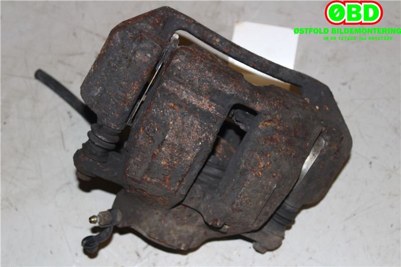 Bremsecaliper høyre foran til Mercedes C-Klasse 2000-2004 (Fase 1) (W203) (W203) (MERCEDES|A 003 420 22 83|)