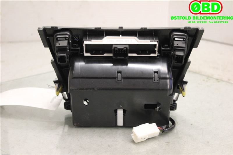 Bryter diverse til Toyota Avensis 2009-2015 (Type III, Fase 1) (TOYOTA|)