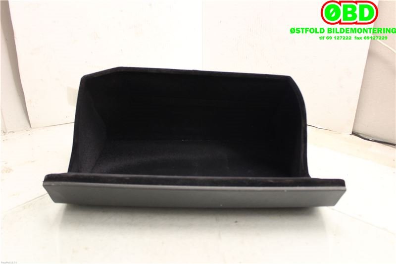 Hanskerom til Toyota Avensis 2009-2015 (Type III, Fase 1)  (TOYOTA|5555005112C0|)